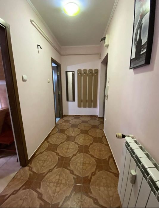 Închiriez garsonieră, zona Coral Plaza!!