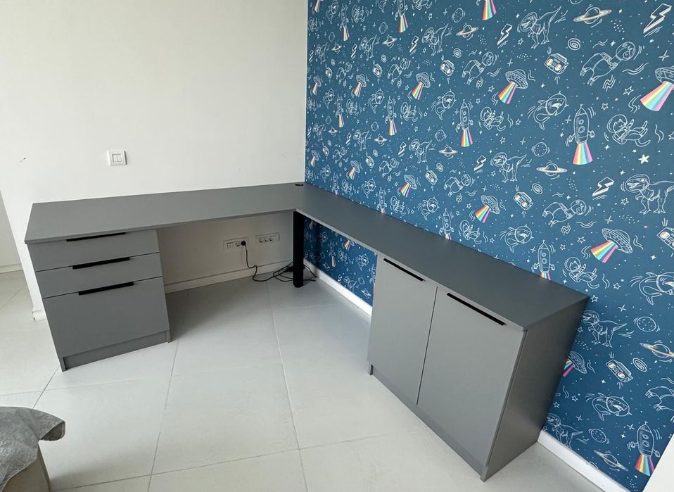 Birou la comanda office Pal Egger NOU