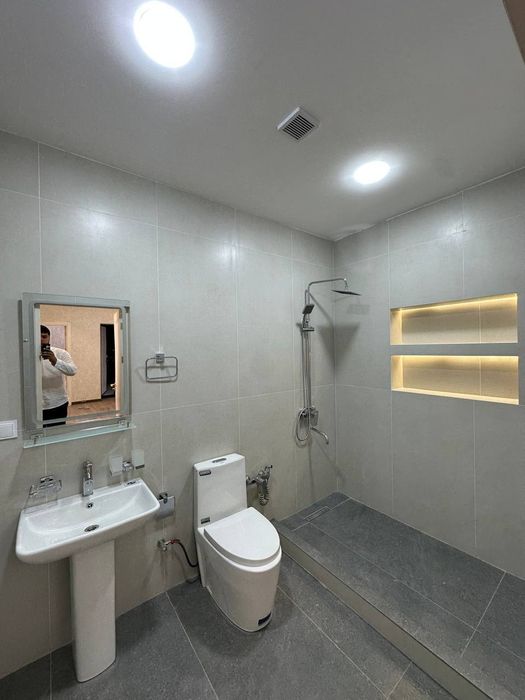 2025 Yengi qurilgan dom. 4 etajli, 3-etaji. 2 hona 73m².