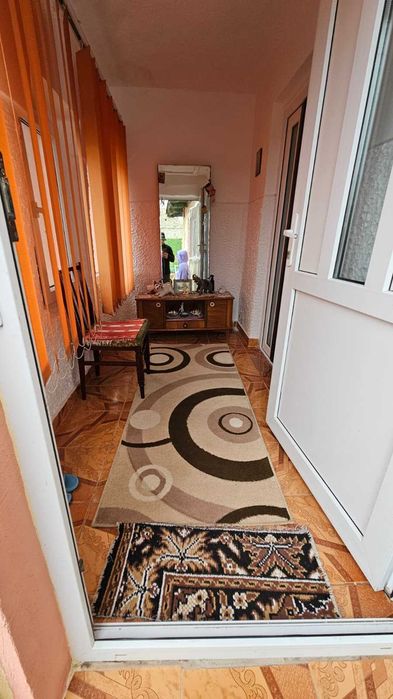 Se vinde teren cu 2 corpuri de casa Hârșova