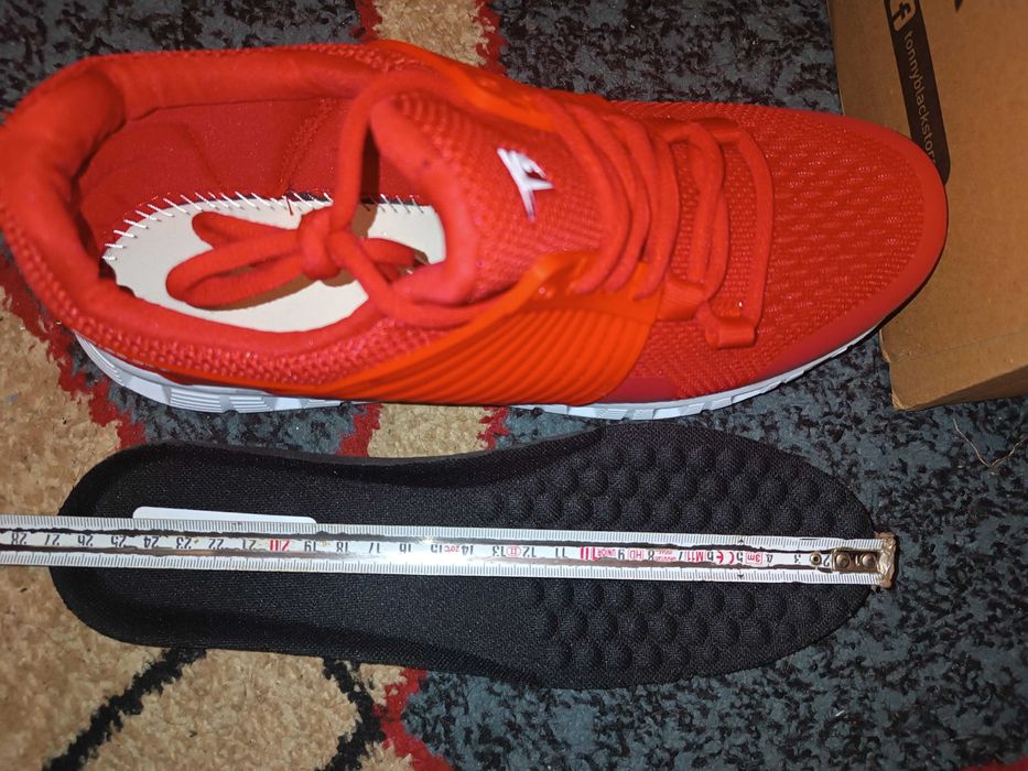 Adidasi sport marime 41 rosu