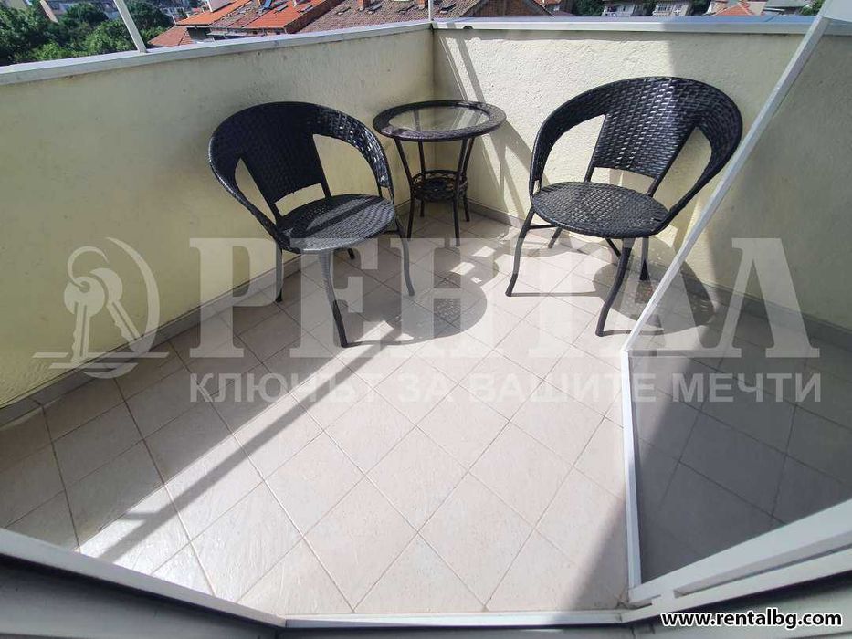 Продава се Тристаен апартамент в Пловдив, Кючук Париж - 97 кв.м за 1753 €/кв.м - Снимка #5