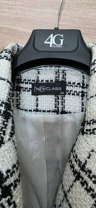 Твидовый жакет в идеальном состоянии 40