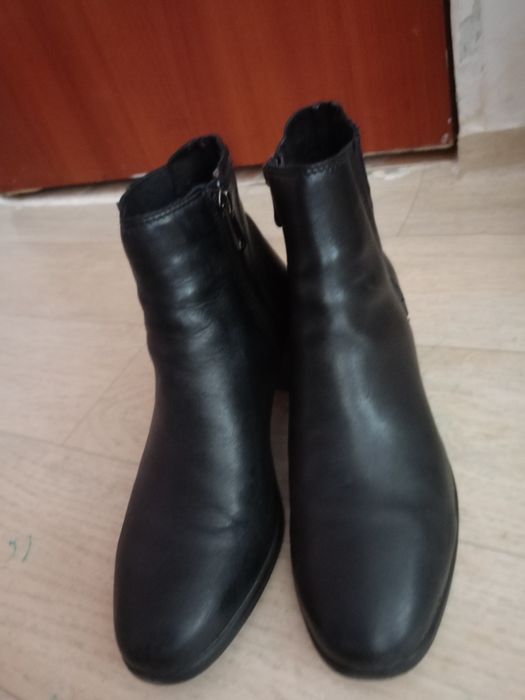 Продам кожаные полусапожки