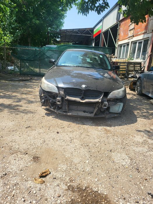 Бмв е60 525д НА ЧАСТИ