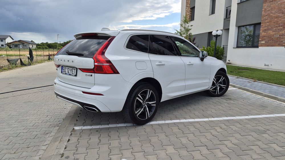 VOLVO XC60 2018 — imagine 4
