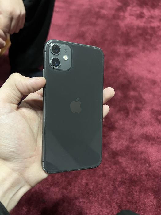 Айфон 11 128гб.