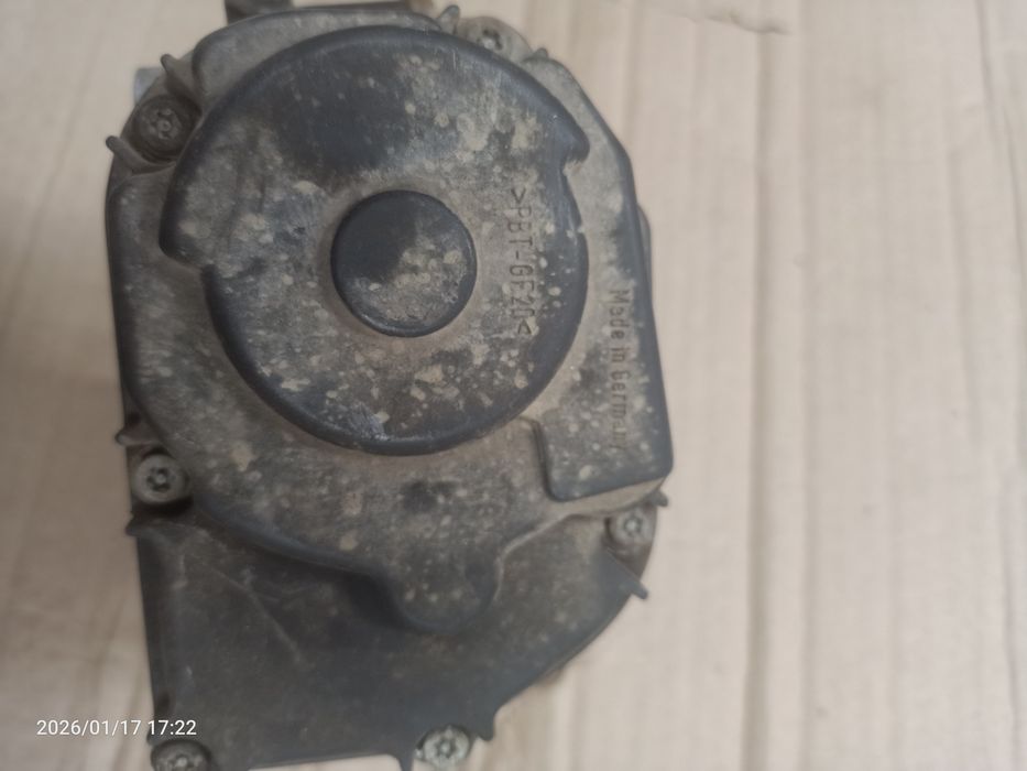 Дроссельная заслонка, пассат б4