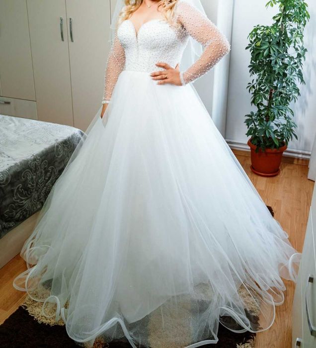 Rochie de mireasă de vânzare – model prințesă