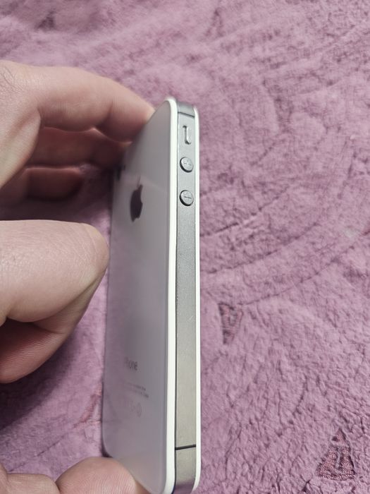 Iphone 4s  white
