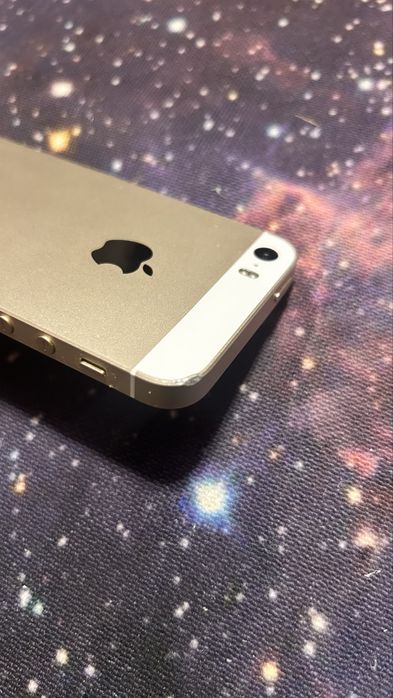 iPhone SE 2016, 64GB, 73% Батерия