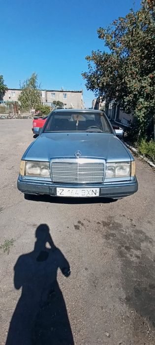 Мерседерс  2,3 1991 гоада