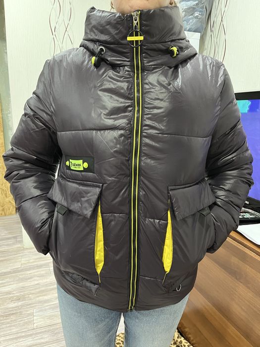 Продам куртку недорого