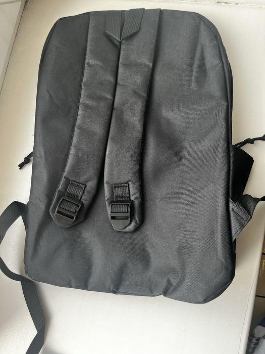 Продаю рюкзак, школьный/студенческий