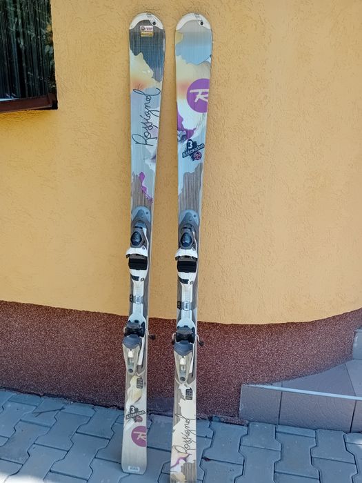 Schiuri Rossignol, aproape noi, 165 cm.