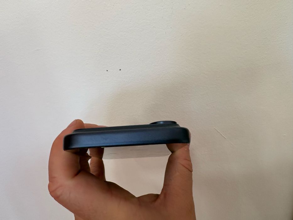 Iphone 17 Pro, Blue, pentru piese/ recarosare