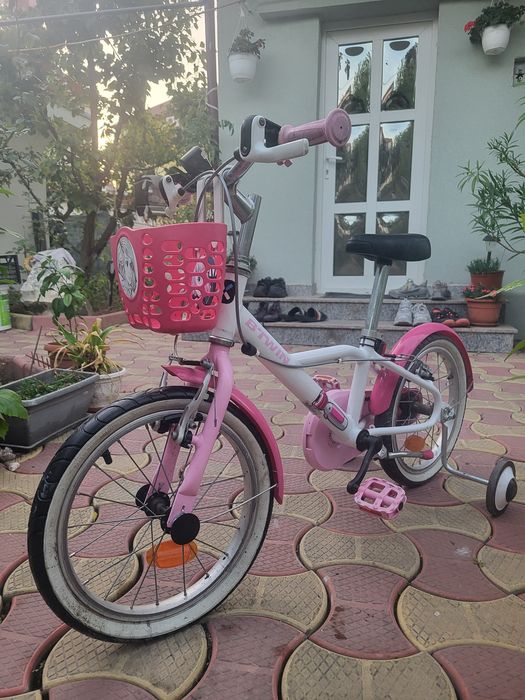 Vând bicicleta fata