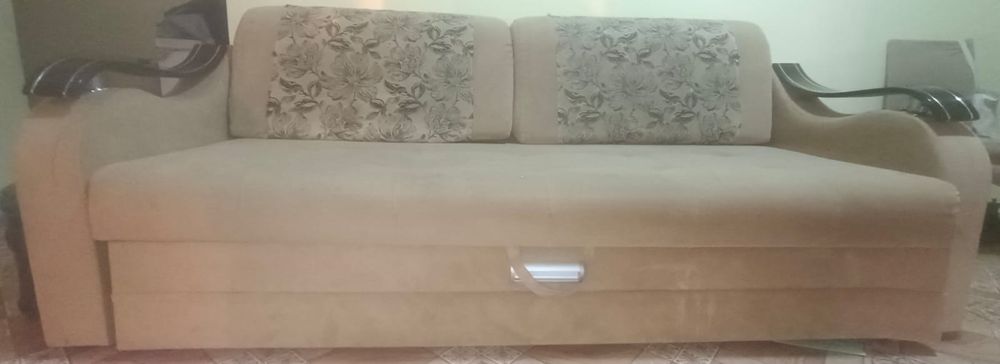 Диван для гостинной