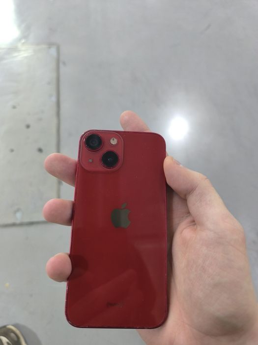 Продам Айфон 13 мини