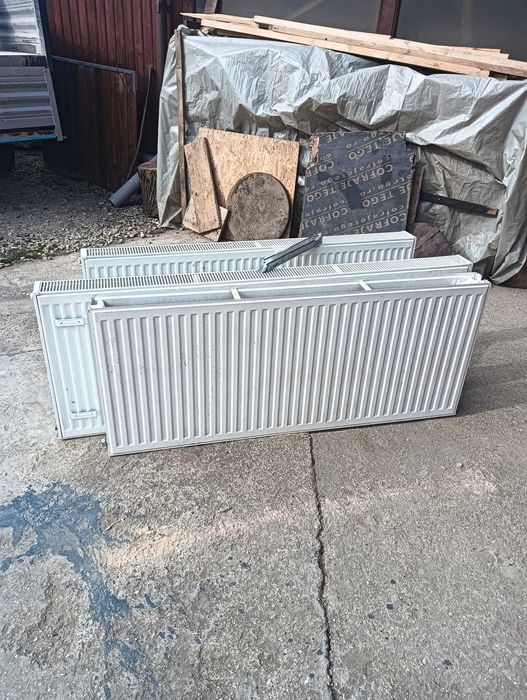 3 calorifere in stare impecabilă 1x1.60.      2x1.40