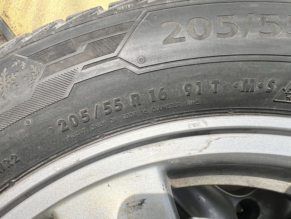 Джанти с гуми от HONDA 16ки