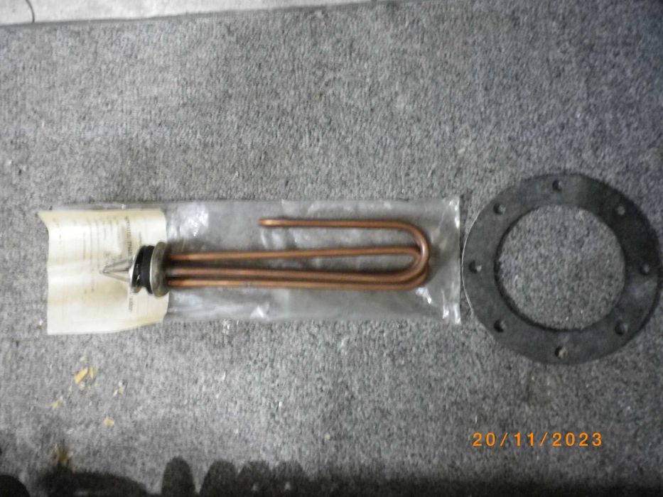 Нагревател за бойлер със серпантина - 3 KW.