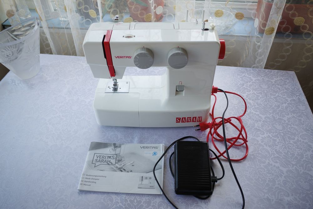 Masina de cusut VERITAS Sarah 70W