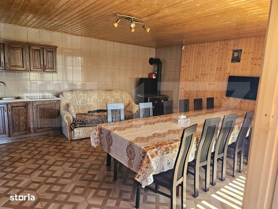 Casa spatioasa, 5 camere, 120 mp. zona Vadul Motilor