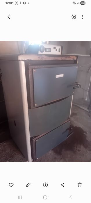 Vând centrala pe lemne BOSCH 33KW