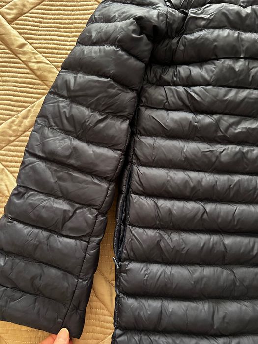 Продам куртку женскую