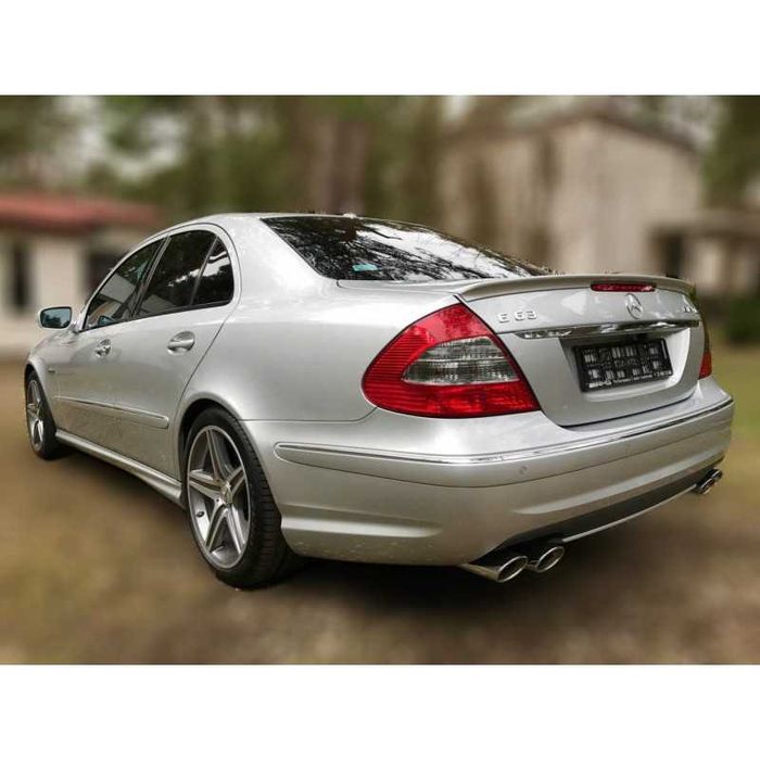 AMG спойлер за багажник за Mercedes E-Class W211 (2002-2009)