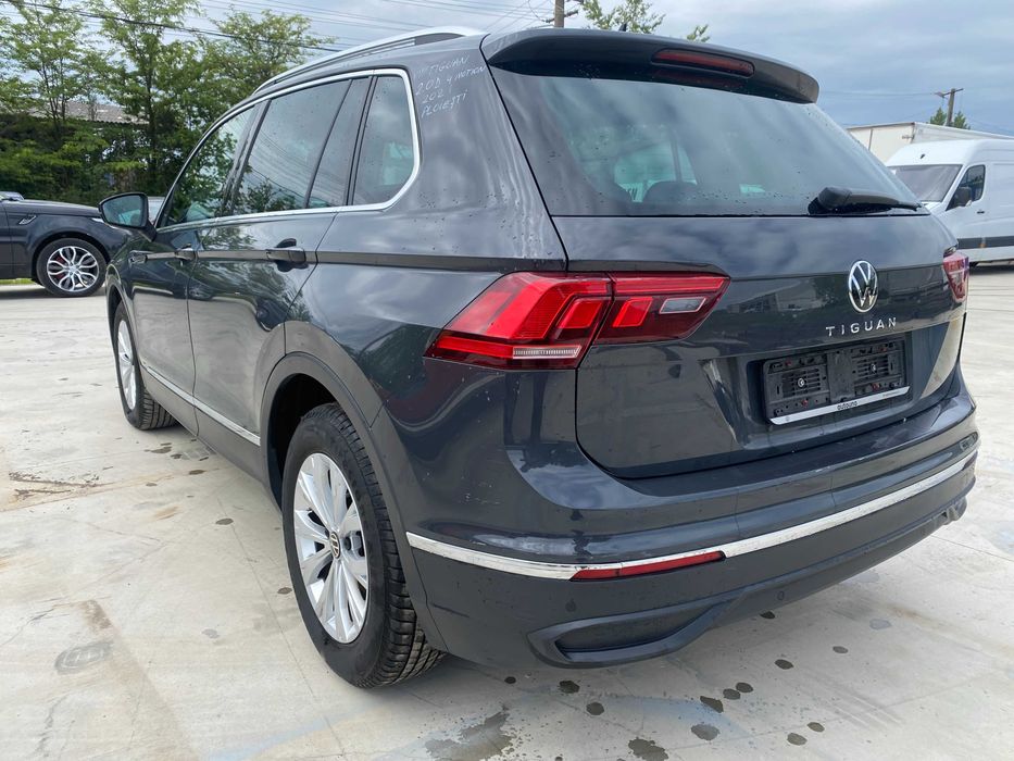 Dezmembrez VW TIGUAN mk2 facelift-capota-bara-far full led-stop-stop