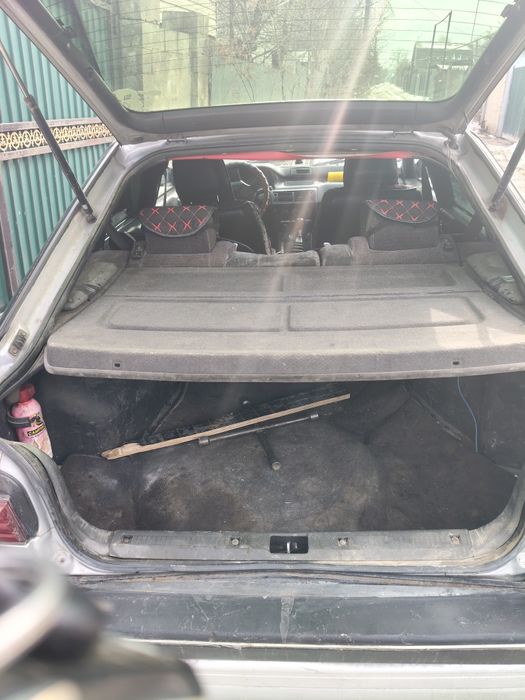 Продам срочно машину