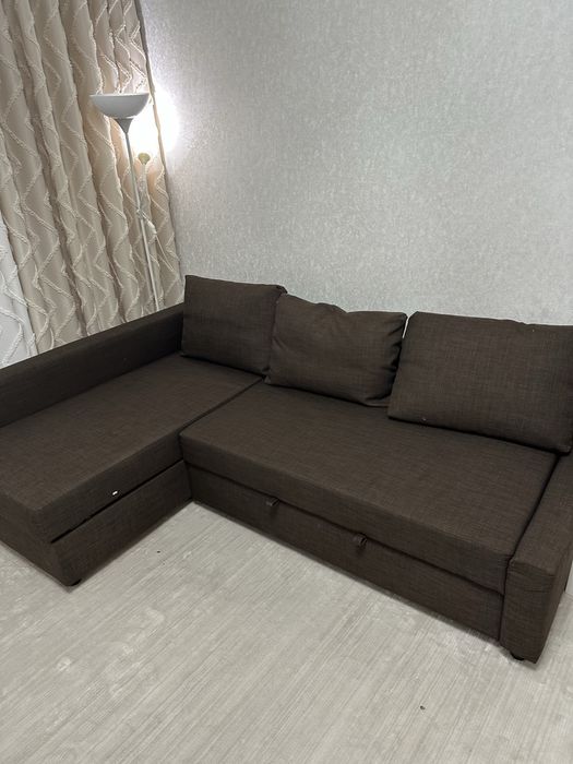 Диван в хорошем состоянии