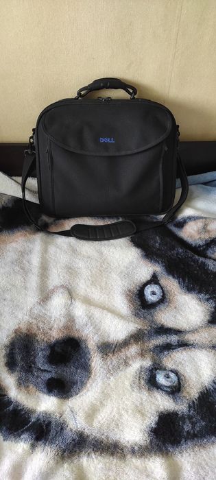 Бизнес Чанта Dell