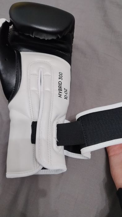 Manusi box adidas hybrid 300
