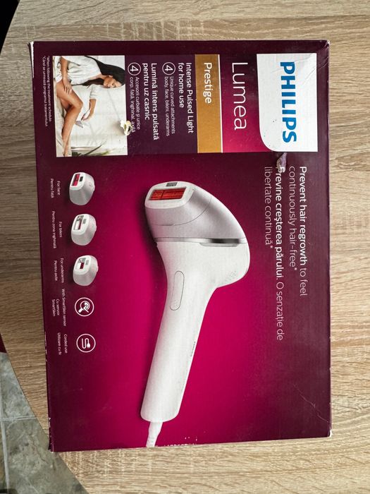 Aparat de epilat IPL Philips Lumea Prestige