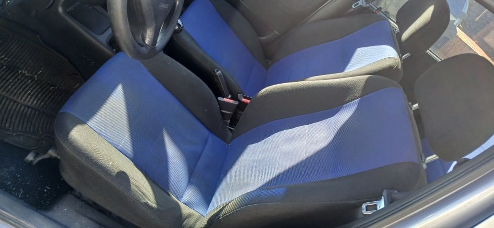 Opel corsa  1.0i  1996