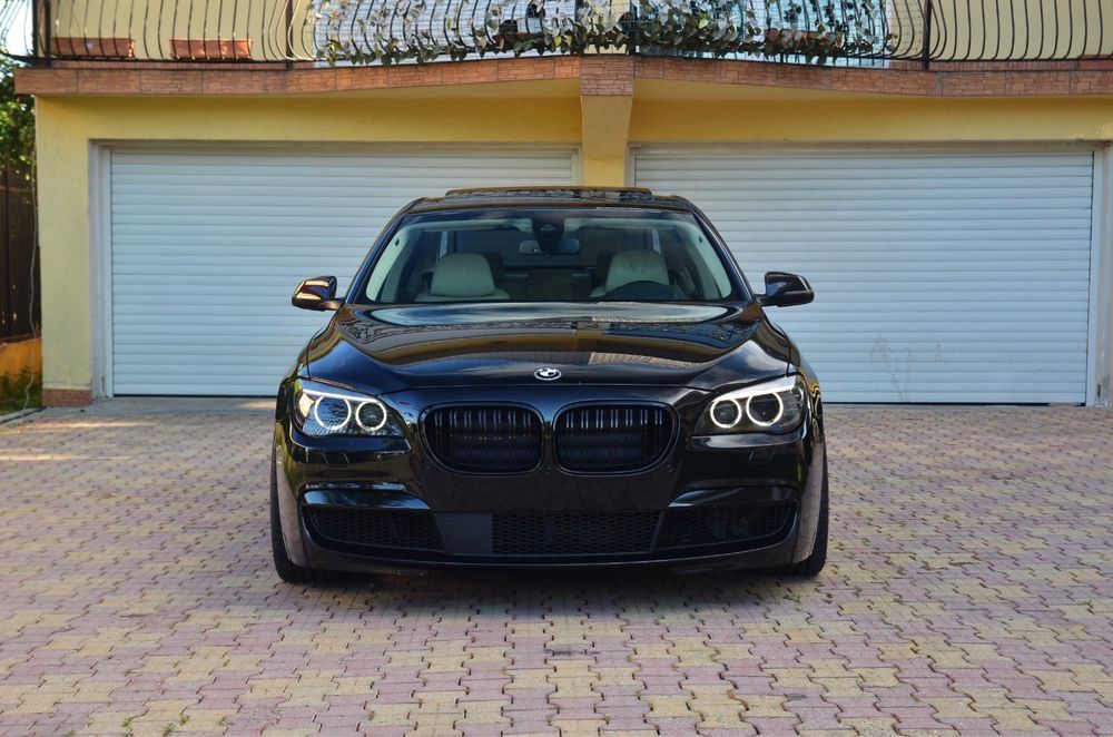 BMW Seria 7 740d xDrive F01 Individual