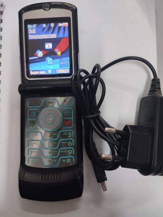 Продам моторолу лягушка