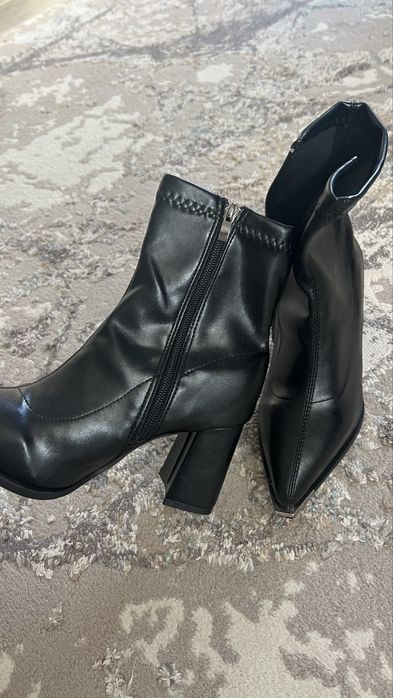 Продам шикарные ботиночки