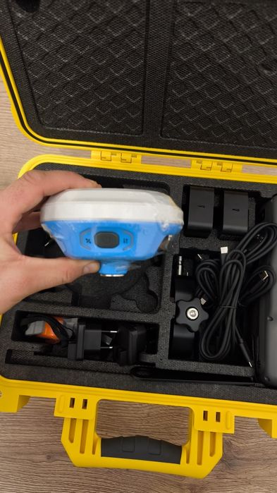 Gintec G40 Gnss Rtk SingularXYZ Emlid Hi-Target South Trimble Leica