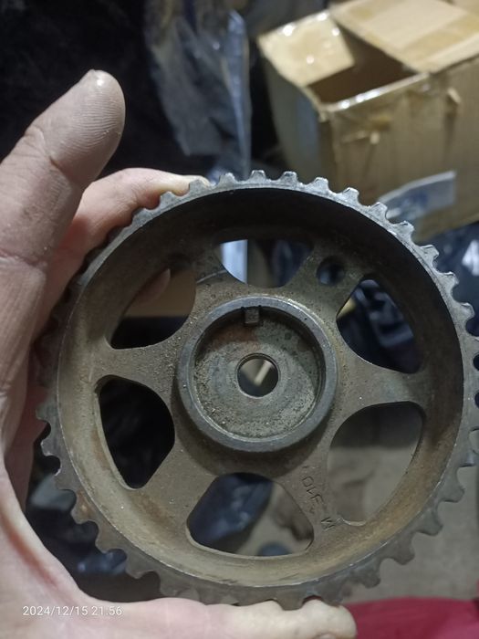 Продам шестерня ГРМ Пежо 301