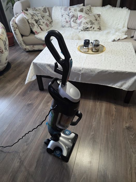 Aspirator cu spalare cu abur Rowenta