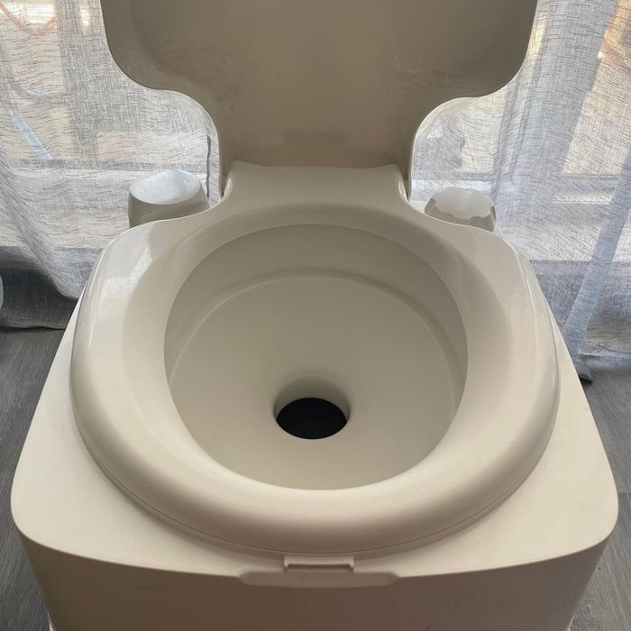 преносима тоалетна Thetford Porta Potti Cube 365