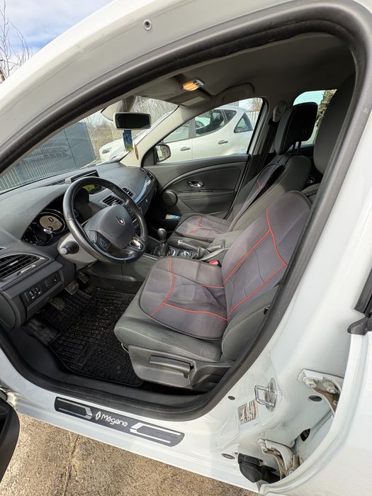 Vând Renault Megane 3 GT Line 2014 – 1.2 Benzină (115 CP)