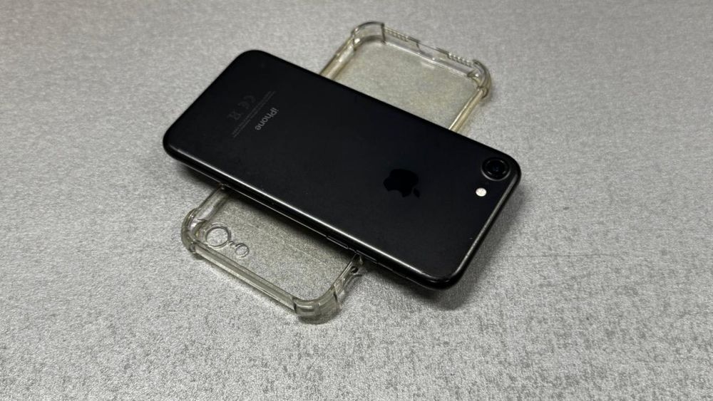 Продам айфон 7 в хорошем состоянии