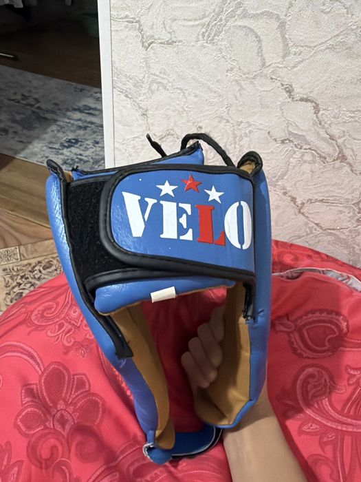 Шлем вело хороший неодевался