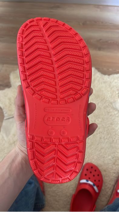 Crocs McQueen 37