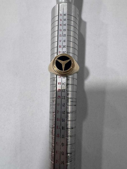 Продавам Мъжки Златен Пръстен Тип Мерцедес Грамаж 7.1 грама